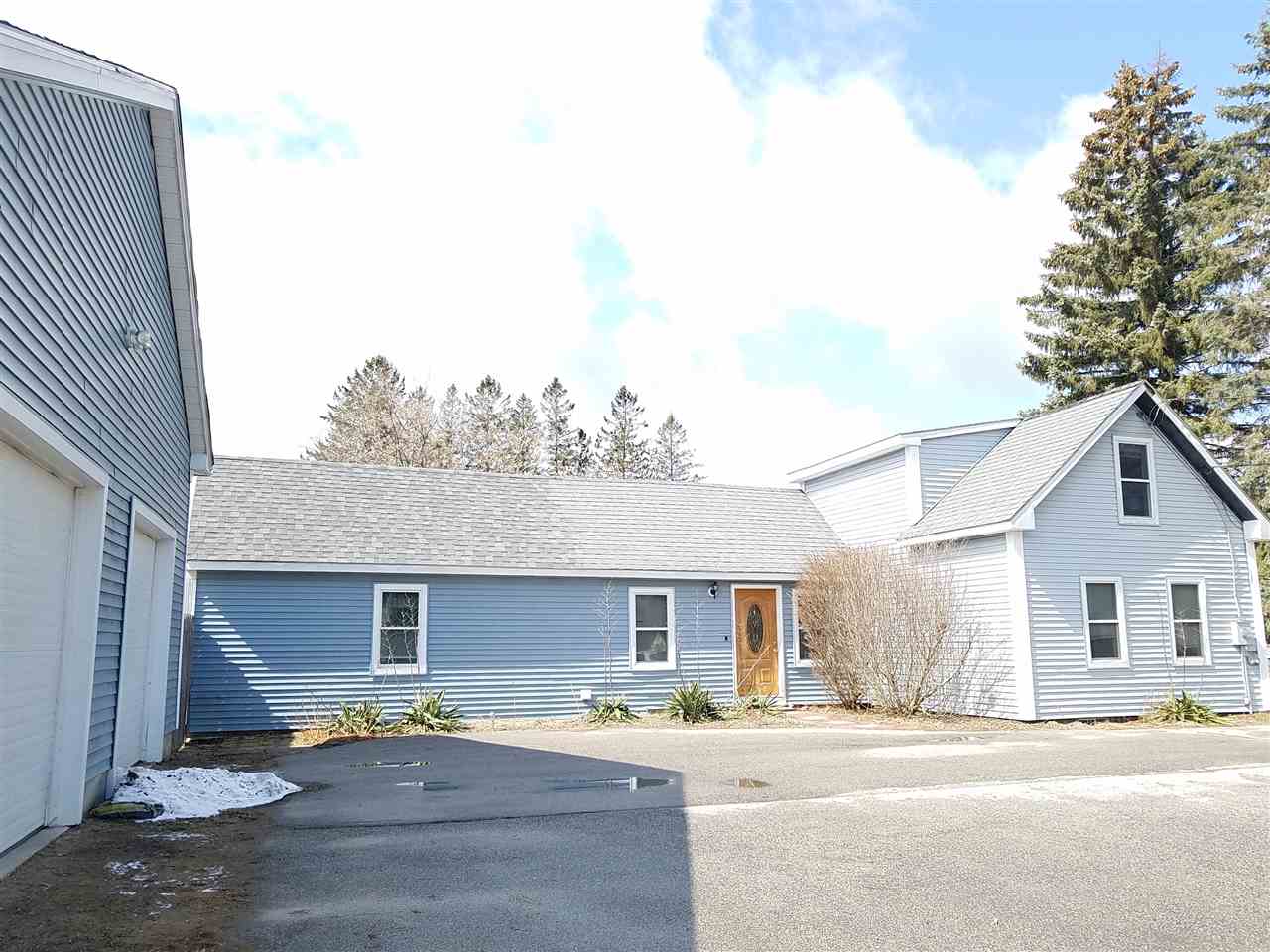 62 Pembroke Road Concord, NH 03301 - Photo 1 of 15 Gallery Image 1