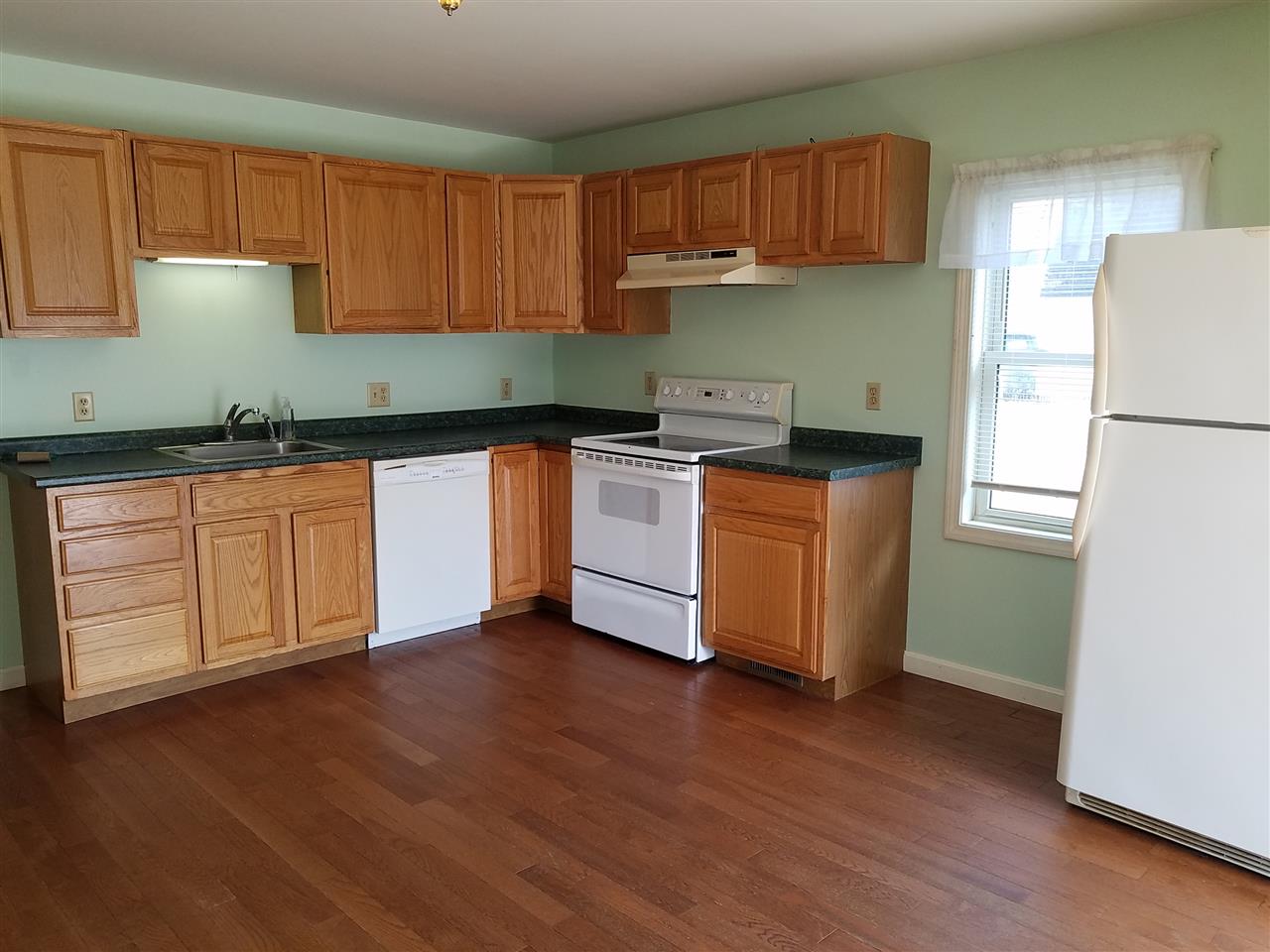 62 Pembroke Road Concord, NH 03301 - Photo 2 of 15 Gallery Image 2