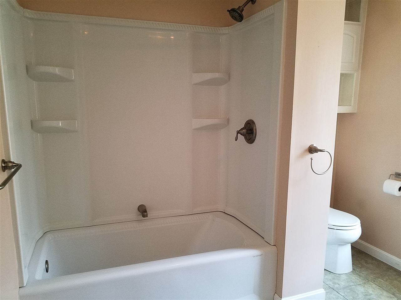 62 Pembroke Road Concord, NH 03301 - Photo 8 of 15 Gallery Image 8