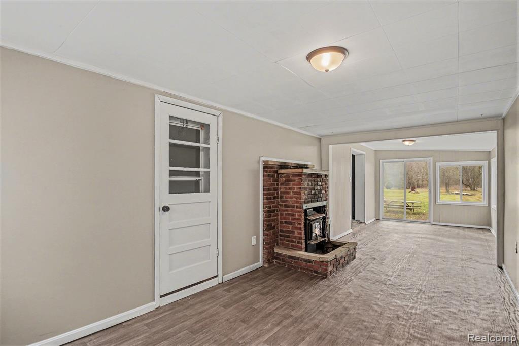 5330 East Vienna Road Clio, MI 48420 - Photo 4 of 27