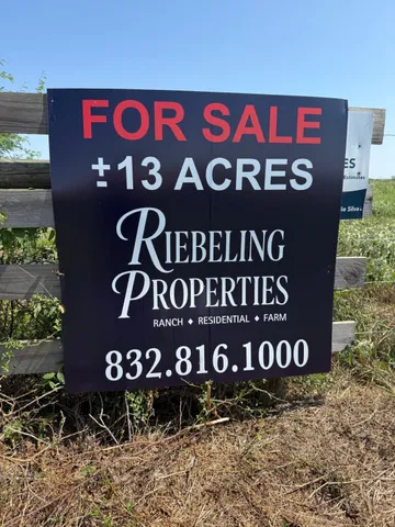 $475,000 | 1993 FM 2761 Road, Cat Spring, TX 78933