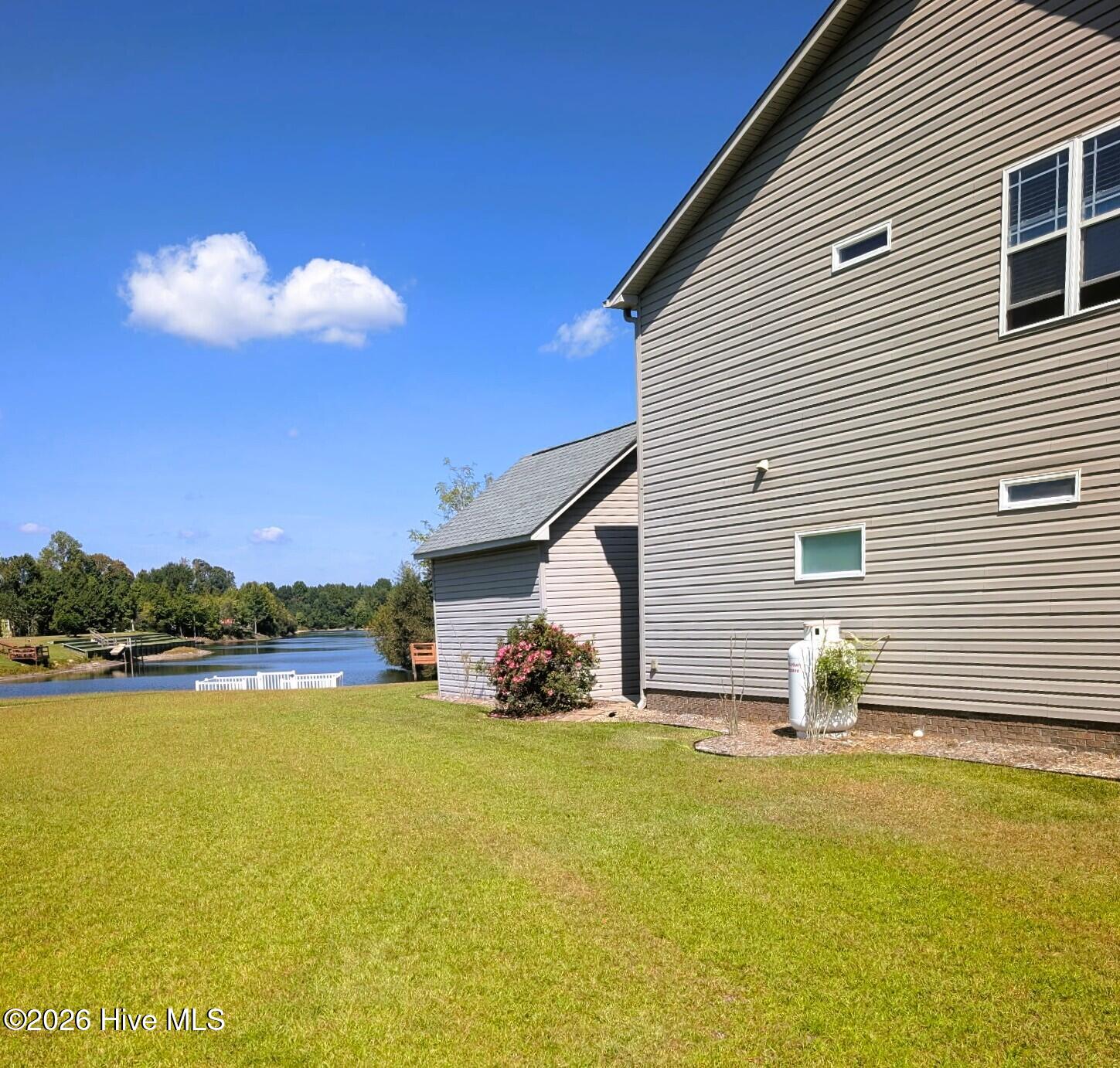 307 Antioch Lakes Road New Bern, NC 28560 - Photo 4 of 6 lake