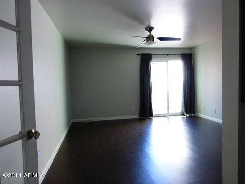 6018 North 11th Street Phoenix, AZ 85014 - Photo 12 of 23 Spacious Master Bedroom
