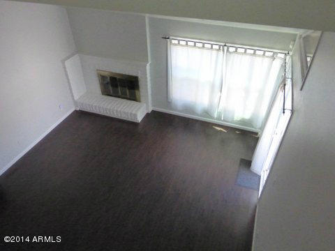 6018 North 11th Street Phoenix, AZ 85014 - Photo 10 of 23 Living Room