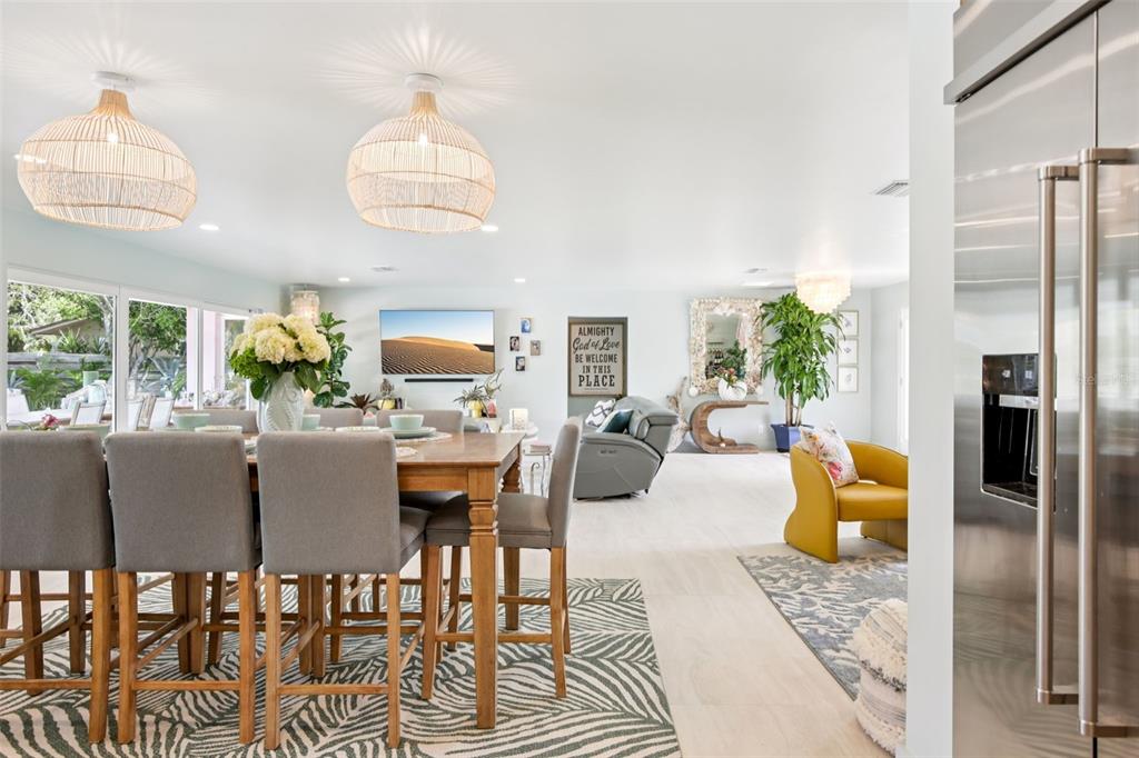 613 Buttonwood Drive Longboat Key, FL 34228 - Photo 15 of 48