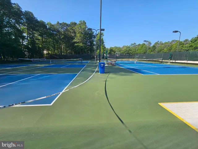 a view of a tennis court