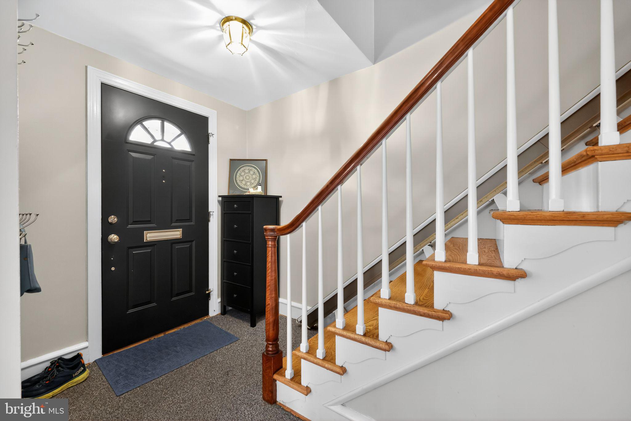 240 Hopkins Avenue Haddonfield, NJ 08033 - Photo 2 of 36 a view of entryway