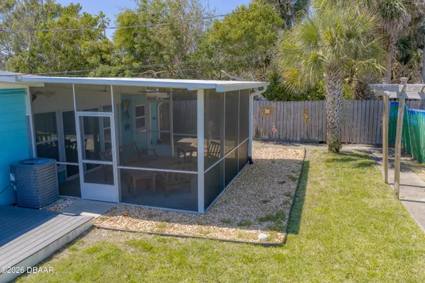 $395,000 | 107 Lynnhurst Drive, Ormond Beach, FL 32176