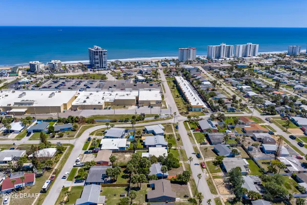 $395,000 | 107 Lynnhurst Drive, Ormond Beach, FL 32176