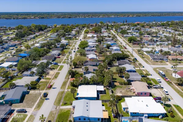 $395,000 | 107 Lynnhurst Drive, Ormond Beach, FL 32176