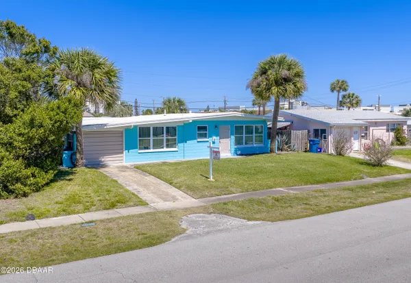 $395,000 | 107 Lynnhurst Drive, Ormond Beach, FL 32176