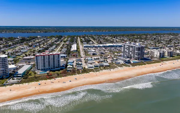 $395,000 | 107 Lynnhurst Drive, Ormond Beach, FL 32176