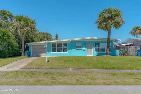 $395,000 | 107 Lynnhurst Drive, Ormond Beach, FL 32176