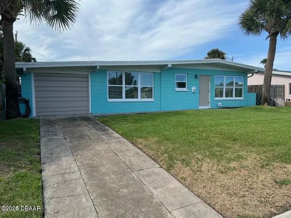 $395,000 | 107 Lynnhurst Drive, Ormond Beach, FL 32176