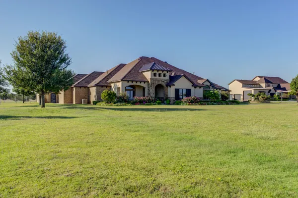 $2,300,000 | 8009 Farm To Market Road 2641, Shallowater, TX 79363