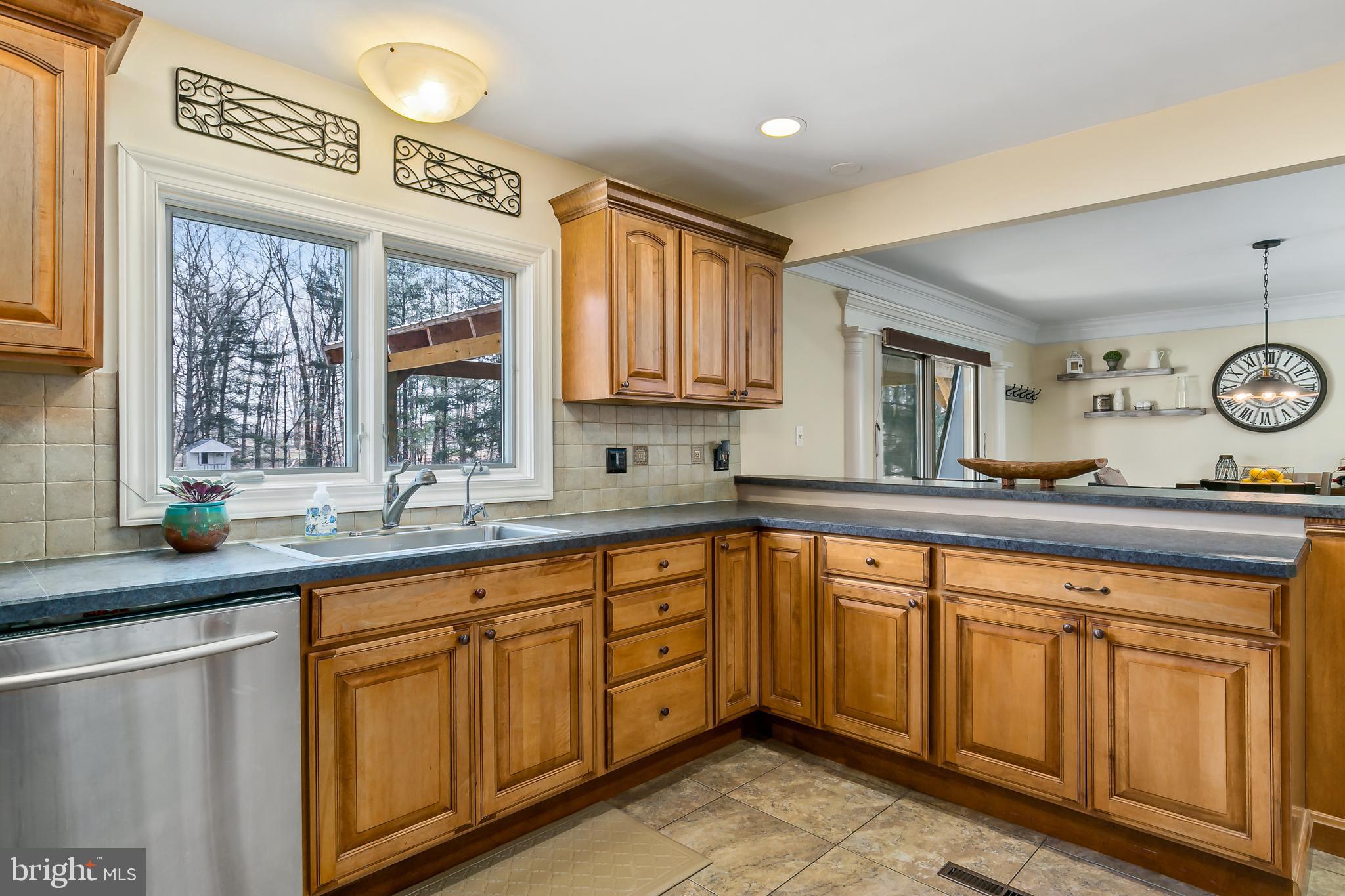 676 Jackson Road Sewell, NJ 08080 - Photo 18 of 47