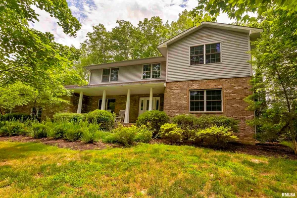 $309,900 | 1127 Cedar Ridge Drive, Carbondale, IL 62901