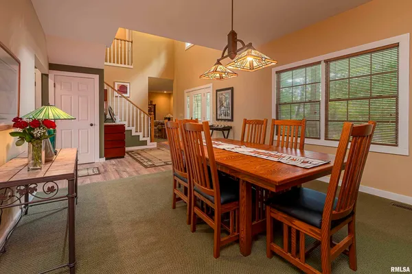 $309,900 | 1127 Cedar Ridge Drive, Carbondale, IL 62901