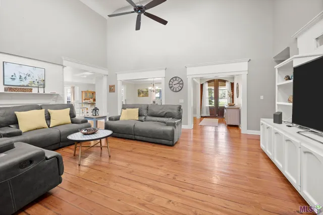 $2,600 | 533 Rushing Road West, Denham Springs, LA 70726