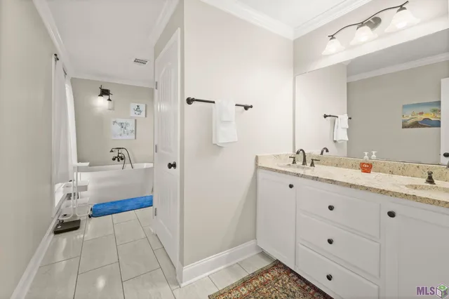 $2,600 | 533 Rushing Road West, Denham Springs, LA 70726