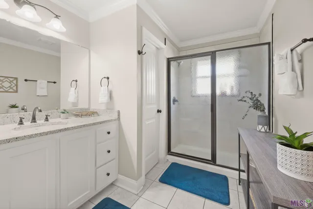 $2,600 | 533 Rushing Road West, Denham Springs, LA 70726