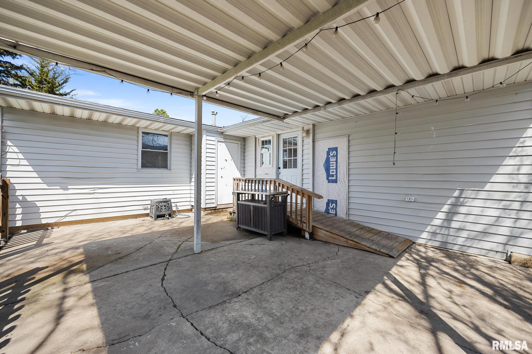 4913 North Ronald Road Peoria, IL 61614 - Photo 32 of 37