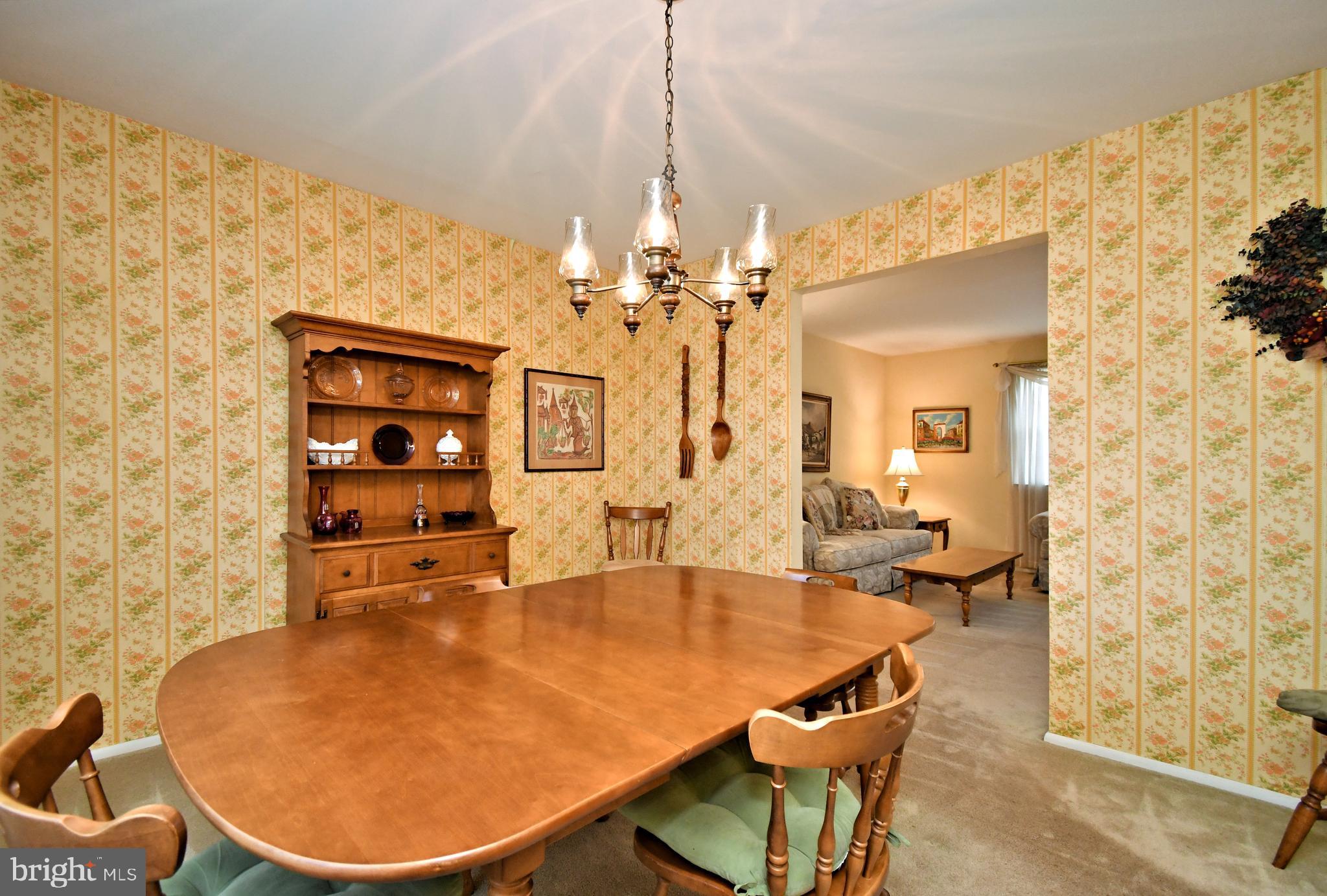 545 Brook Lane Warminster, PA 18974 - Photo 7 of 25 a dining room with table and chairs