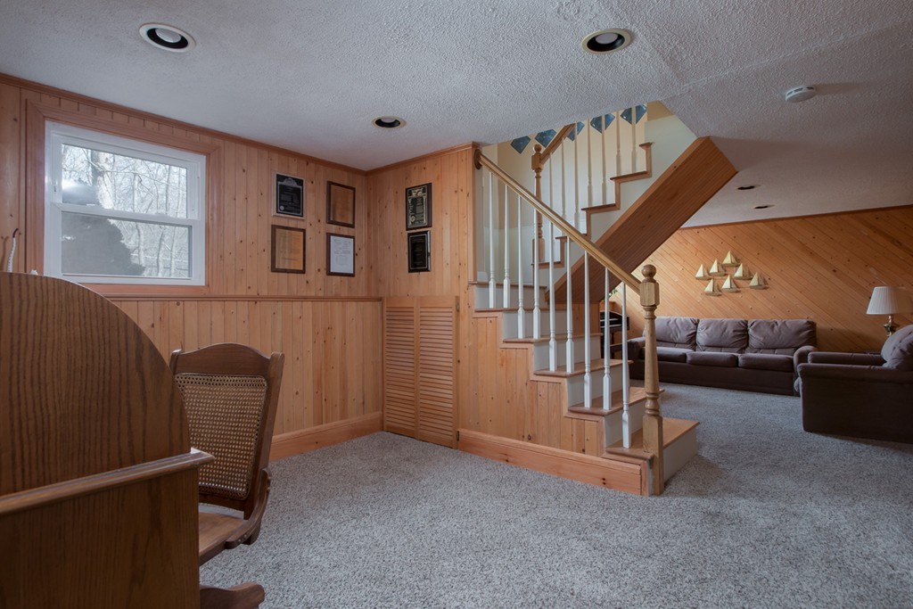 71 Neck Hill Road Mendon, MA 01756 - Photo 14 of 22 Gallery Image 14