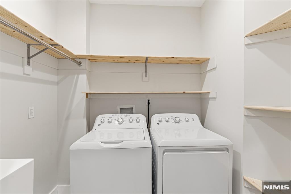 12 Dempsey Avenue, Unit A Edgewater, NJ 07020 - Photo 11 of 22