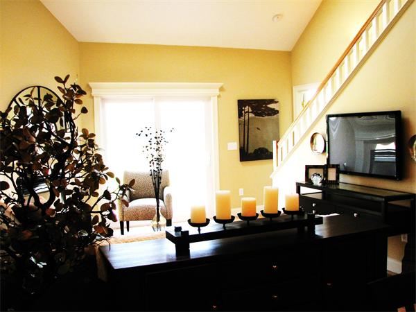 11 C Trail Ridge Way, Unit 35 Harvard, MA 01451 - Photo 10 of 30 a living room with furniture and a flat screen tv