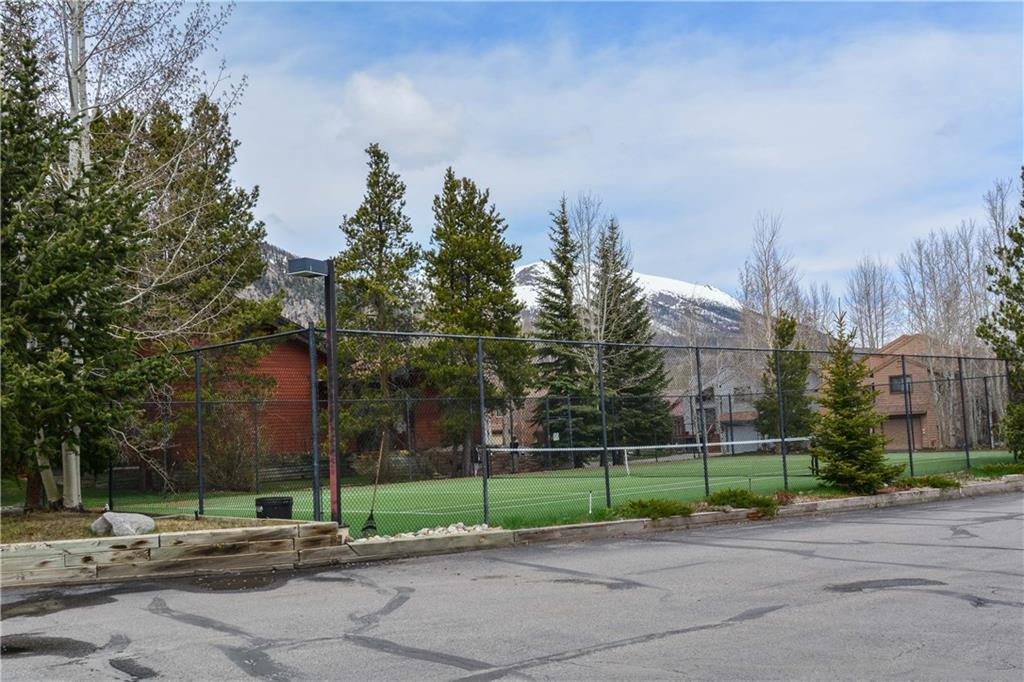 500 Bills Ranch Road, Unit 271 Frisco, CO 80443 - Photo 22 of 22 a view of a basketball court