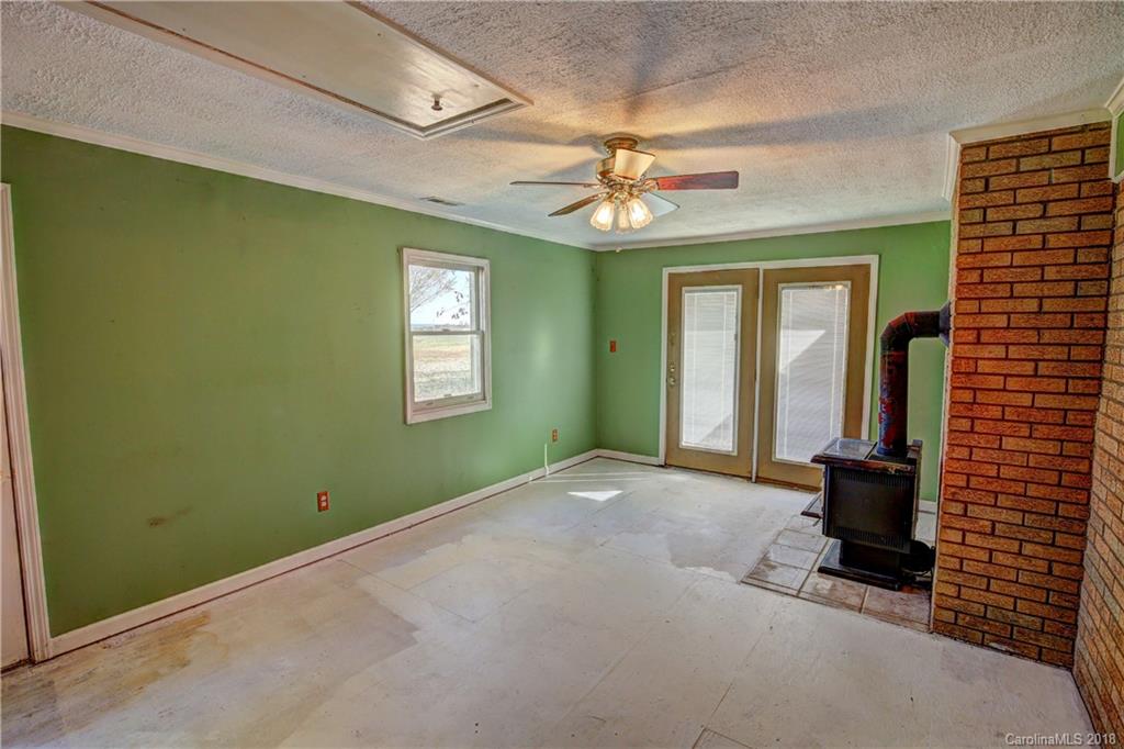 5940 Smith Lake Road Mount Pleasant, NC 28124 - Photo 11 of 22 Gallery Image 11