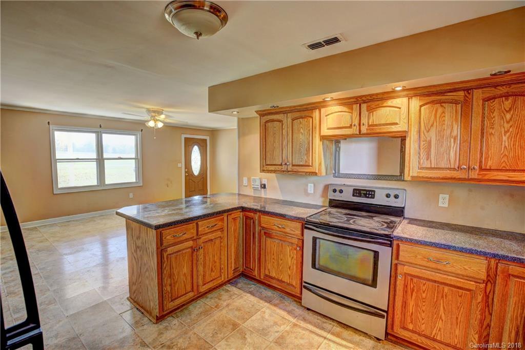 5940 Smith Lake Road Mount Pleasant, NC 28124 - Photo 10 of 22 Gallery Image 10