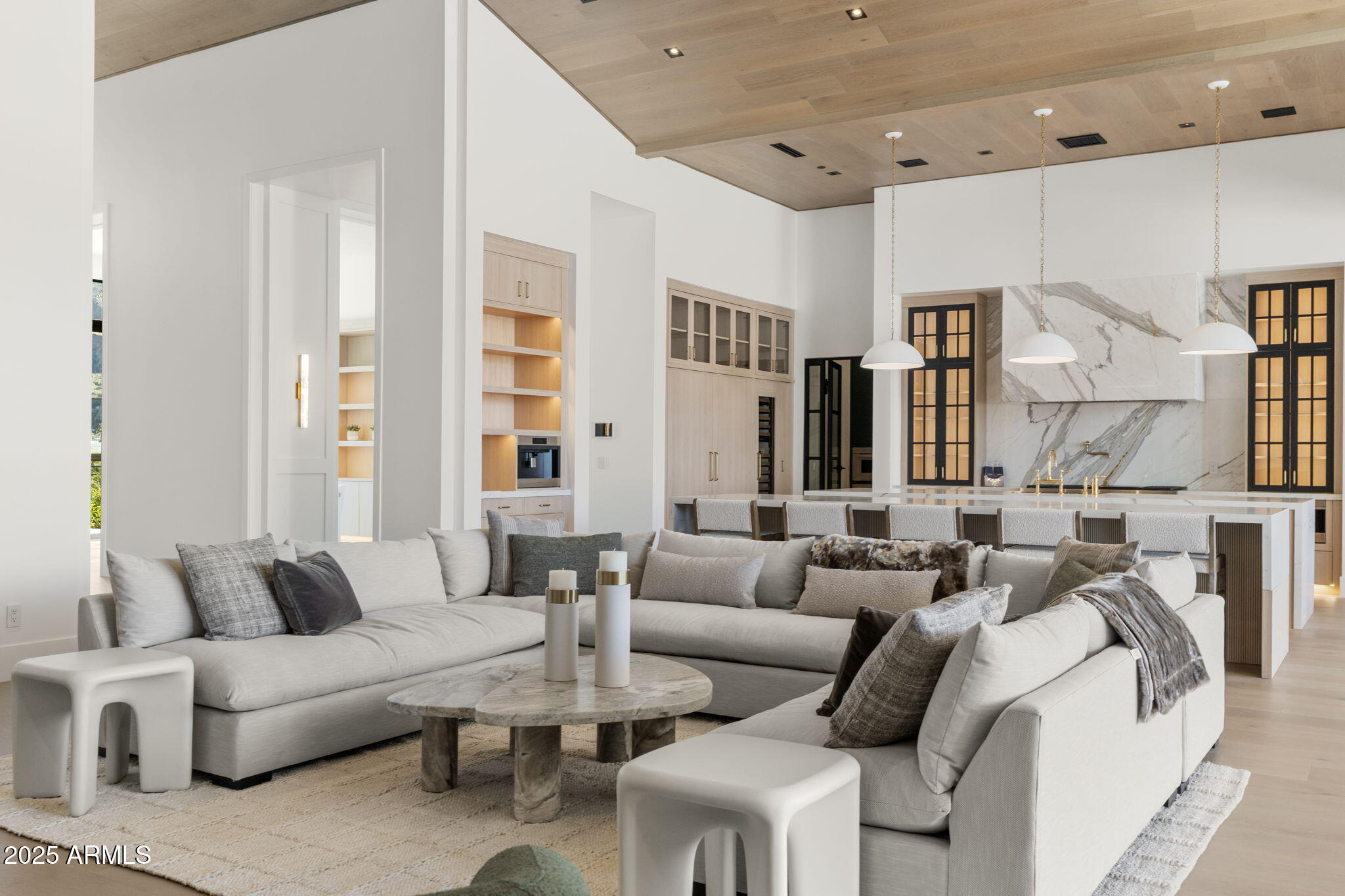 4534 East Pebble Ridge Road Paradise Valley, AZ 85253 - Photo 11 of 72 Living Room