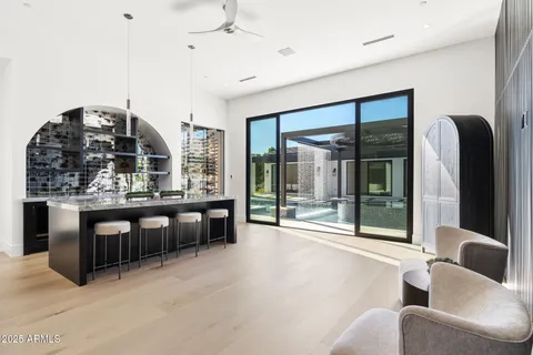 $10,400,000 | 4534 East Pebble Ridge Road, Paradise Valley, AZ 85253