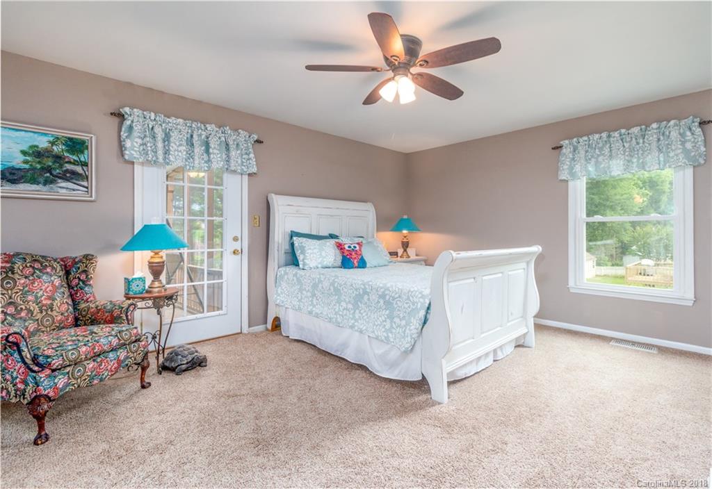 2462 Jacobs Road Gastonia, NC 28054 - Photo 16 of 30 Gallery Image 16