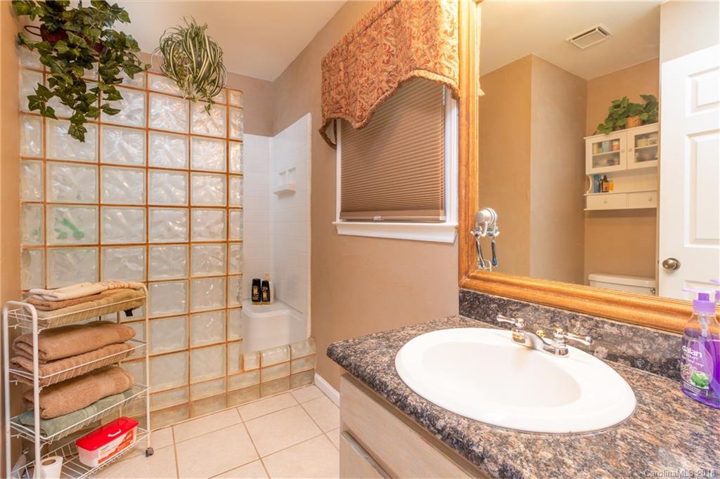 2462 Jacobs Road Gastonia, NC 28054 - Photo 17 of 30 Gallery Image 17