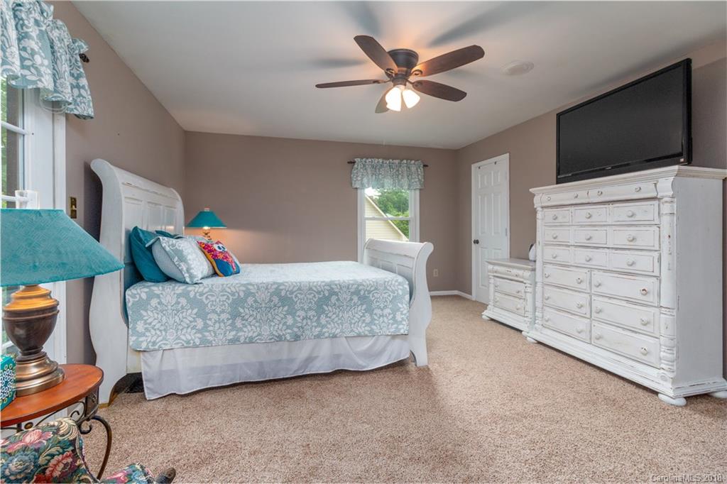 2462 Jacobs Road Gastonia, NC 28054 - Photo 18 of 30 Gallery Image 18
