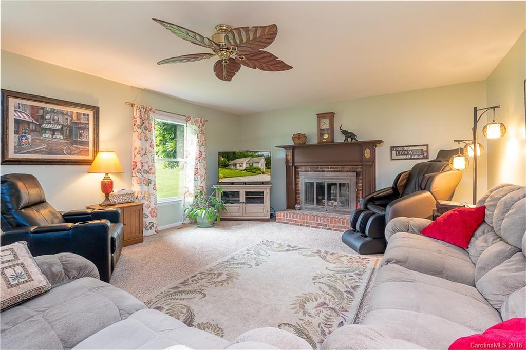 2462 Jacobs Road Gastonia, NC 28054 - Photo 6 of 30 Gallery Image 6