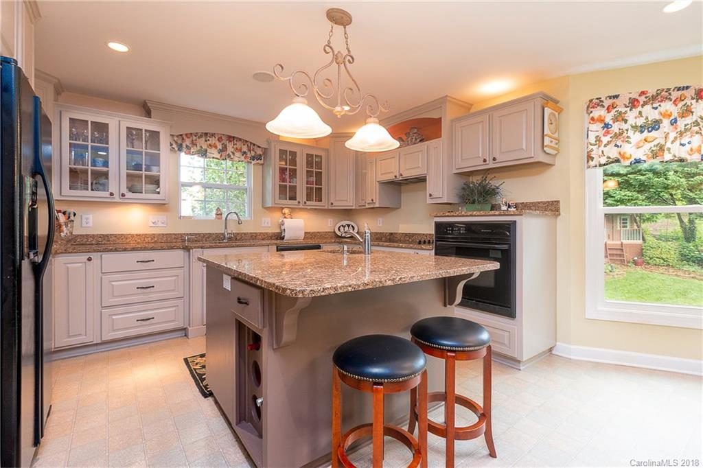 2462 Jacobs Road Gastonia, NC 28054 - Photo 10 of 30 Gallery Image 10