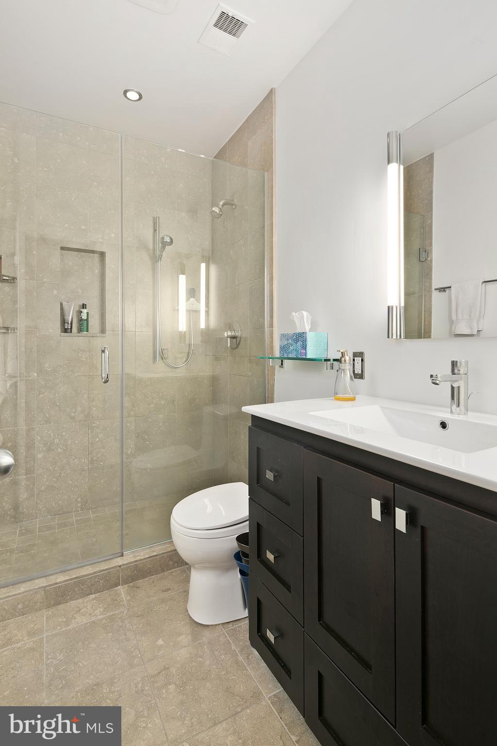 2001 19th Street Northwest, Unit 5 Washington, DC 20009 - Photo 16 of 24 Bath (Master)