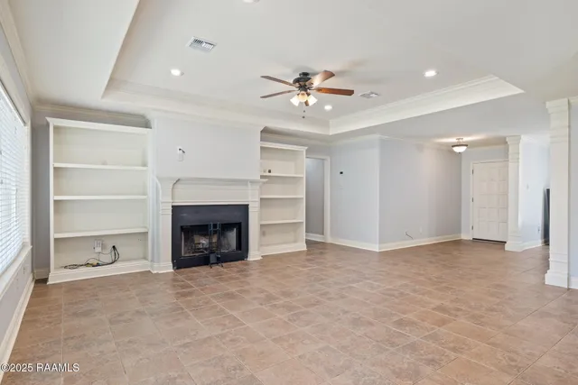 $325,000 | 409 Orangewood Drive, Lafayette, LA 70503