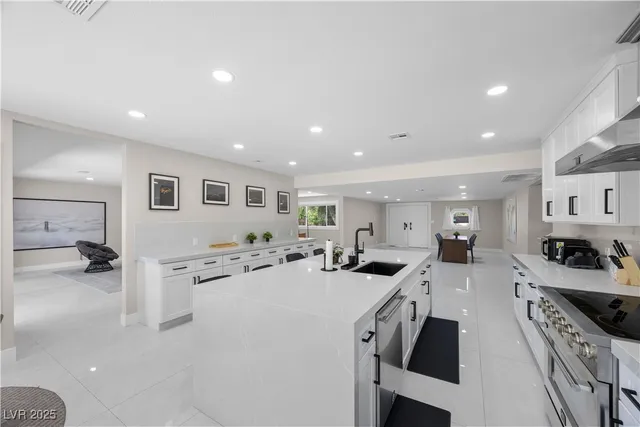 $6,388 | 3482 Pueblo Way, Las Vegas, NV 89169