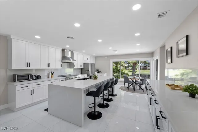 $6,388 | 3482 Pueblo Way, Las Vegas, NV 89169