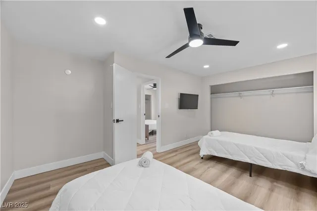 $6,388 | 3482 Pueblo Way, Las Vegas, NV 89169