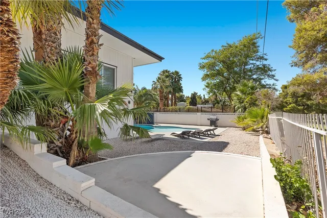 $6,388 | 3482 Pueblo Way, Las Vegas, NV 89169