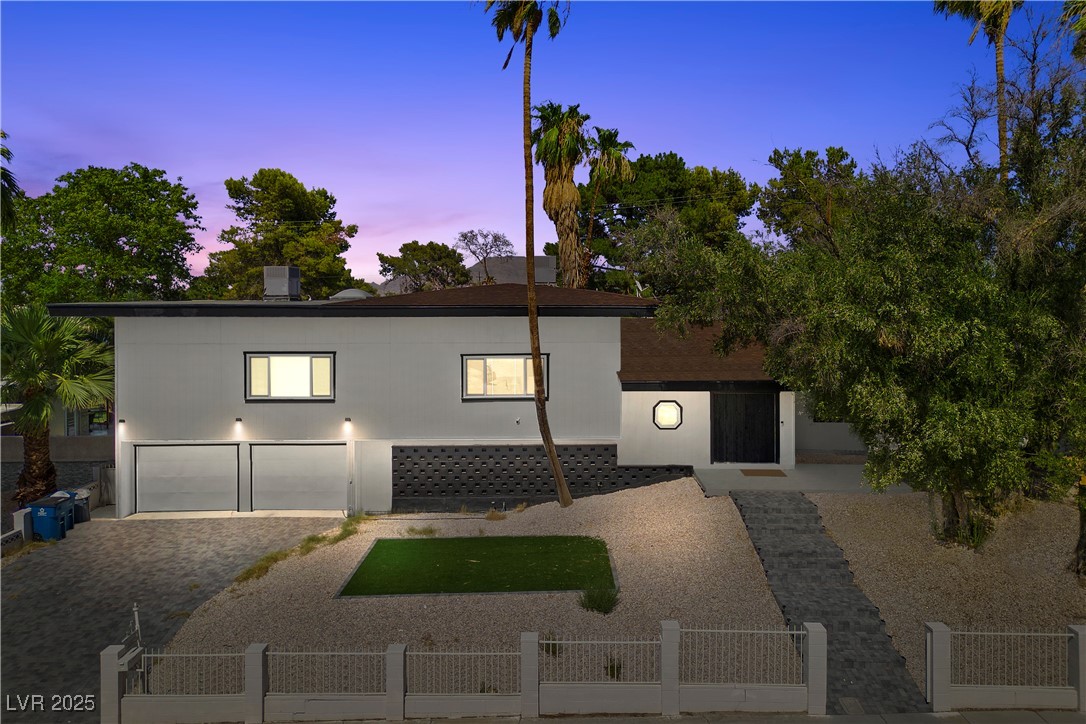 3482 Pueblo Way Las Vegas, NV 89169 - Photo 51 of 55 Welcome to 3482 Pueblo Way!