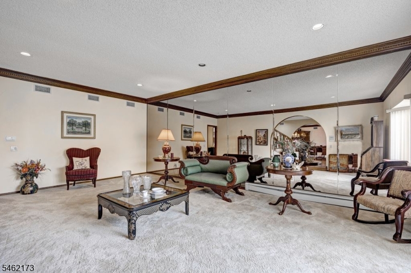 25 Woodbine Road Florham Park, NJ 07932 - Photo 16 of 44 Gallery Image 16