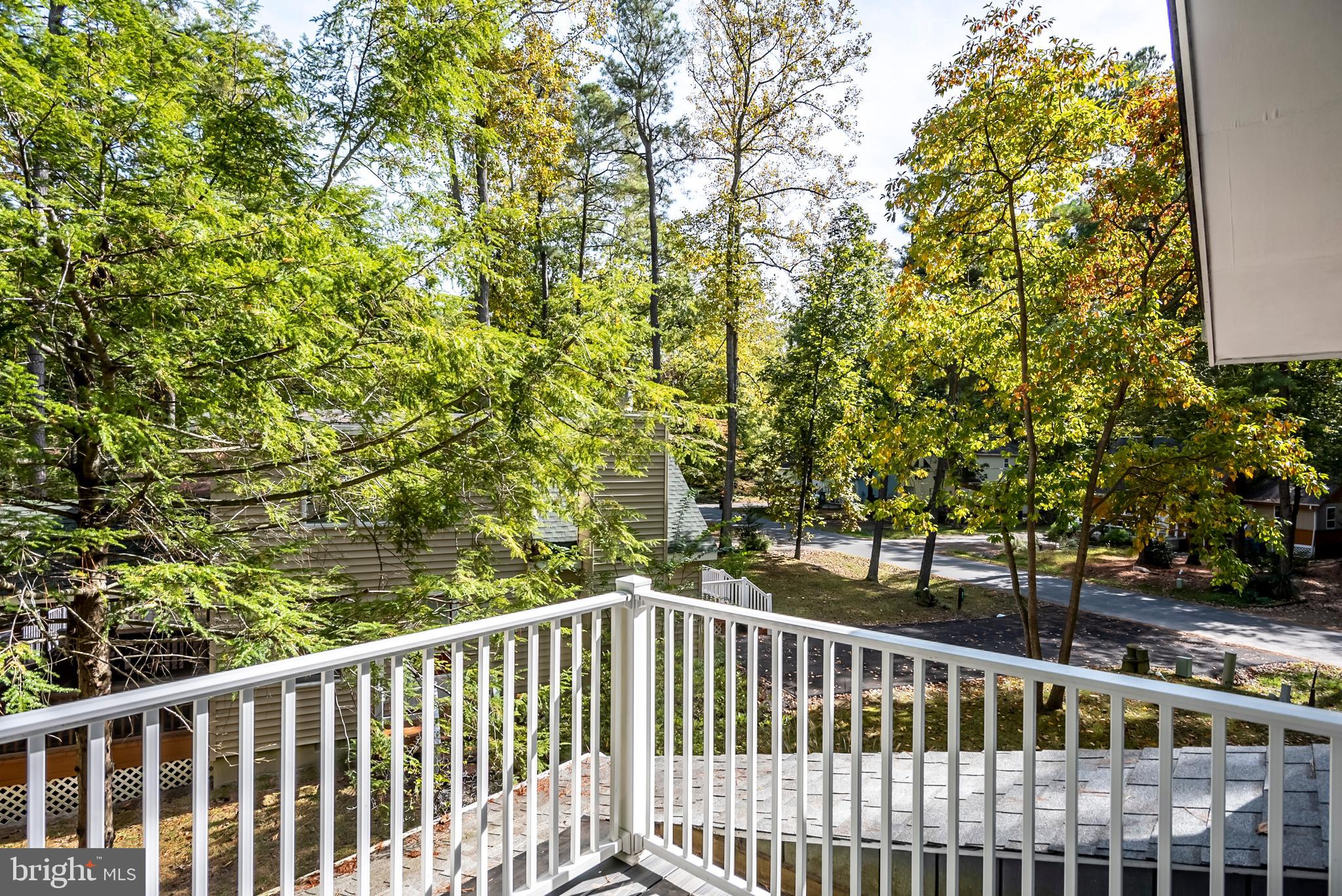 19 Capetown Road Ocean Pines, MD 21811 - Photo 11 of 56 Upper balcony