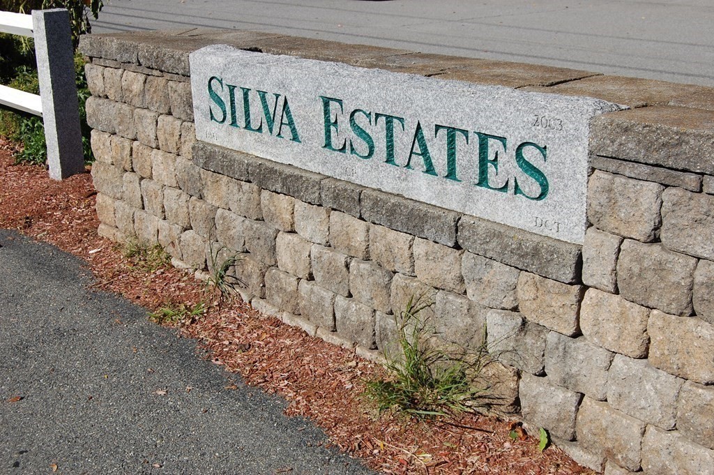 1005 Middlesex Street, Unit 4 Lowell, MA 01851 - Photo 26 of 26